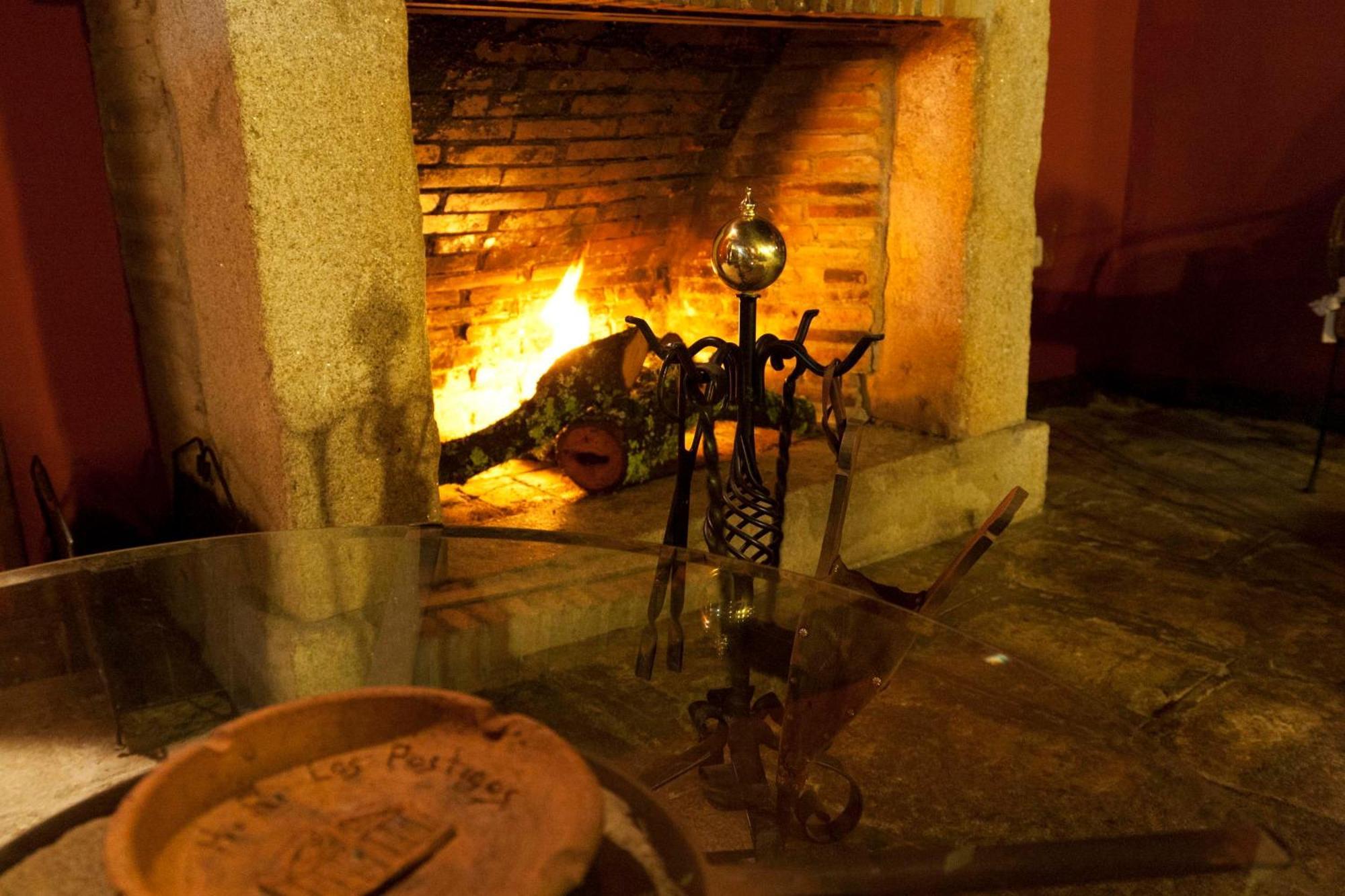 Casa Rural Con Encanto "Los Postigos" Banos De Montemayor Esterno foto